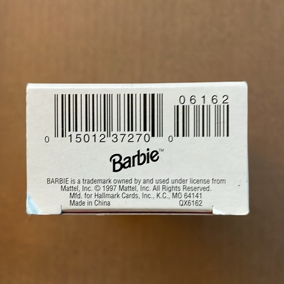 Chinese Barbie Dolls of the world Hallmark ornament collectors series ©️1997 NWT - Picture 6 of 11